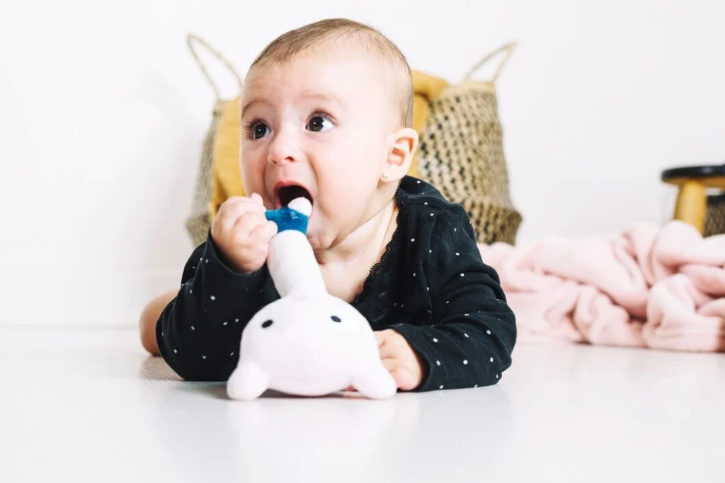 Biberon çürüğü tedavisi antalya - çocuk diş hekimi dr behiye bolgül -Baby bottle tooth decay